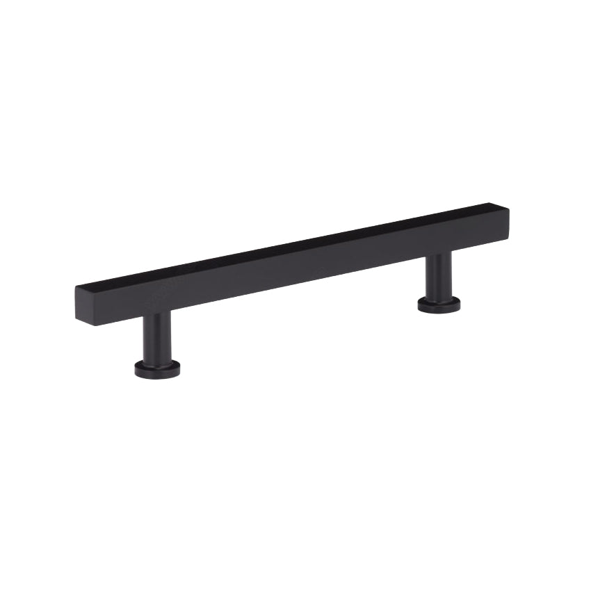 Modern Metal Pull - 8864 Richelieu.