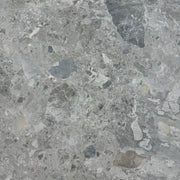 Carreaux de céramique imitation pierre, gris clair moyen, 61 x 61 cm (24 x 24 po), boîte de 1,44 m² (15,50 pi²).