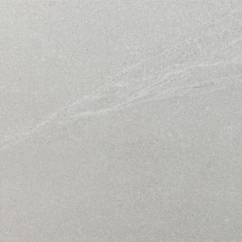 3,99 $ / pc - 16 pc/boîte Tuile Luxor Silver Mat Rectifié 24x24po