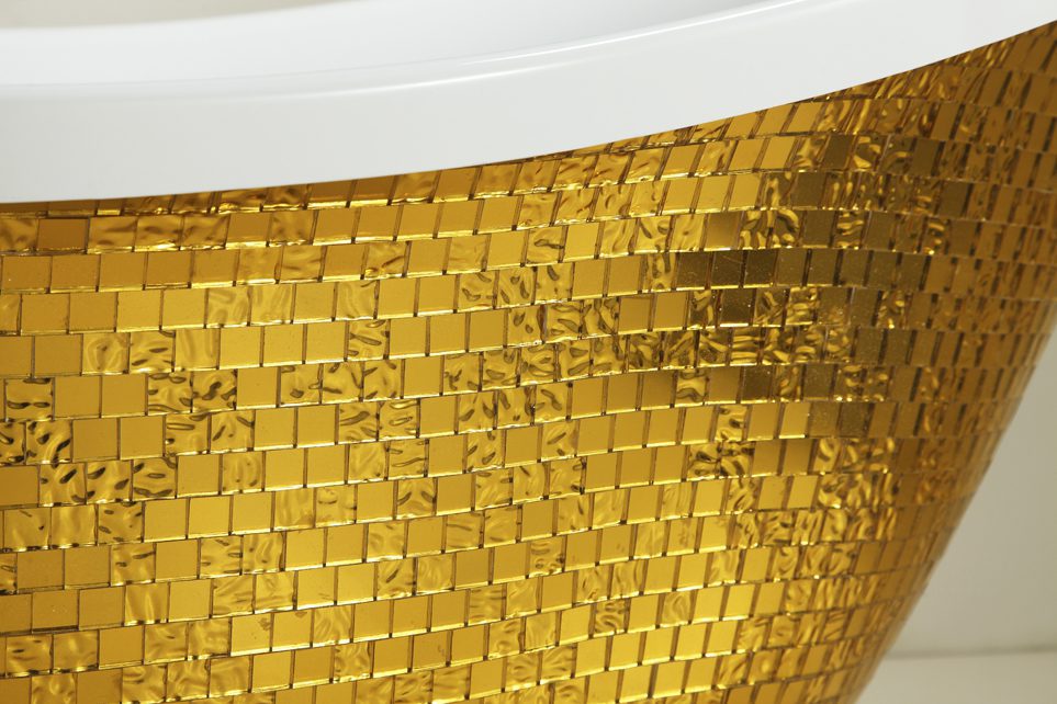 Freestanding Bathtub Size: 67 ⅜×31 ½×31 ⅞ in. (1710×800×810 mm)  Golden Color Mosaic