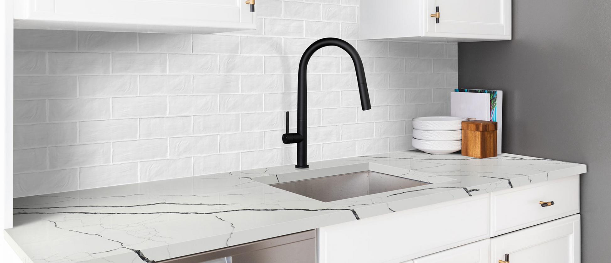 Countertop Quartz 3cm Calacatta Laza Night MSI