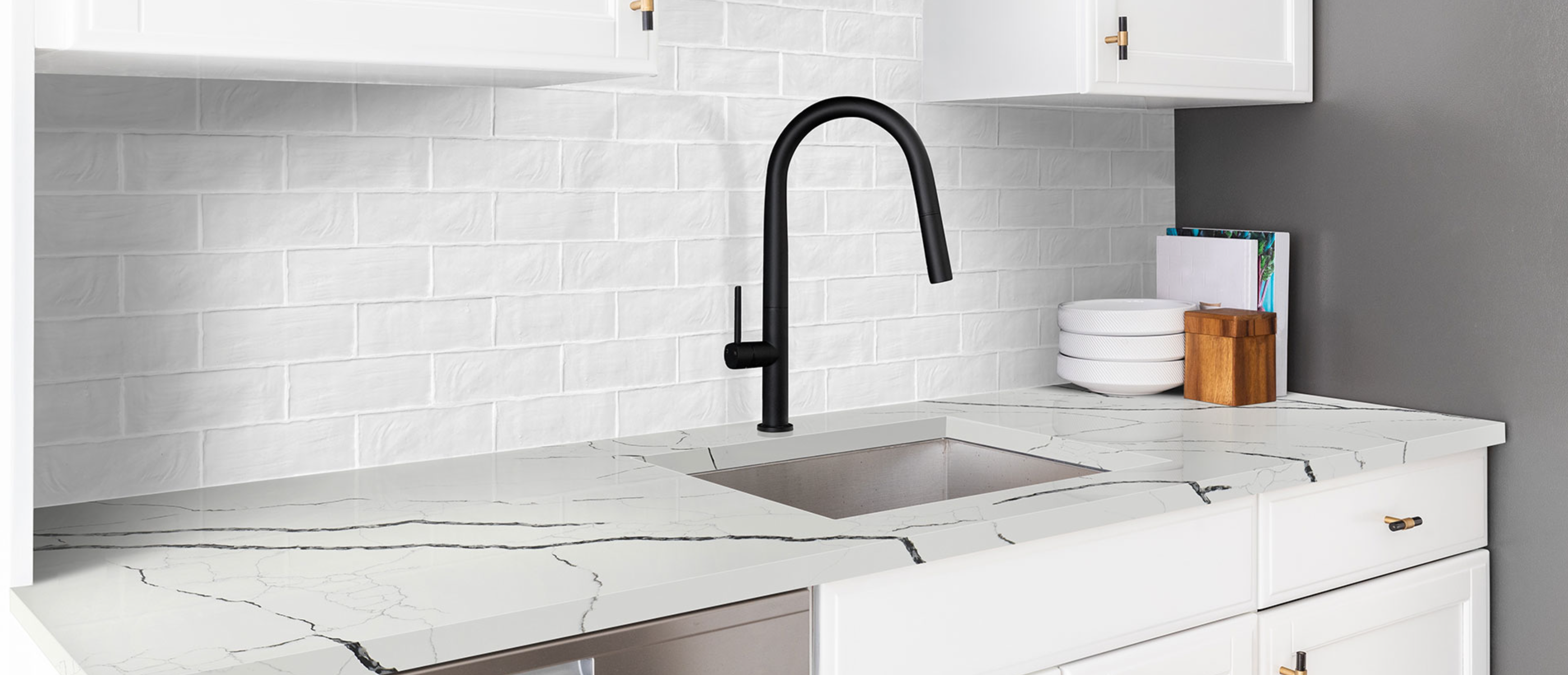 Countertop Quartz 3cm Calacatta Laza Night MSI