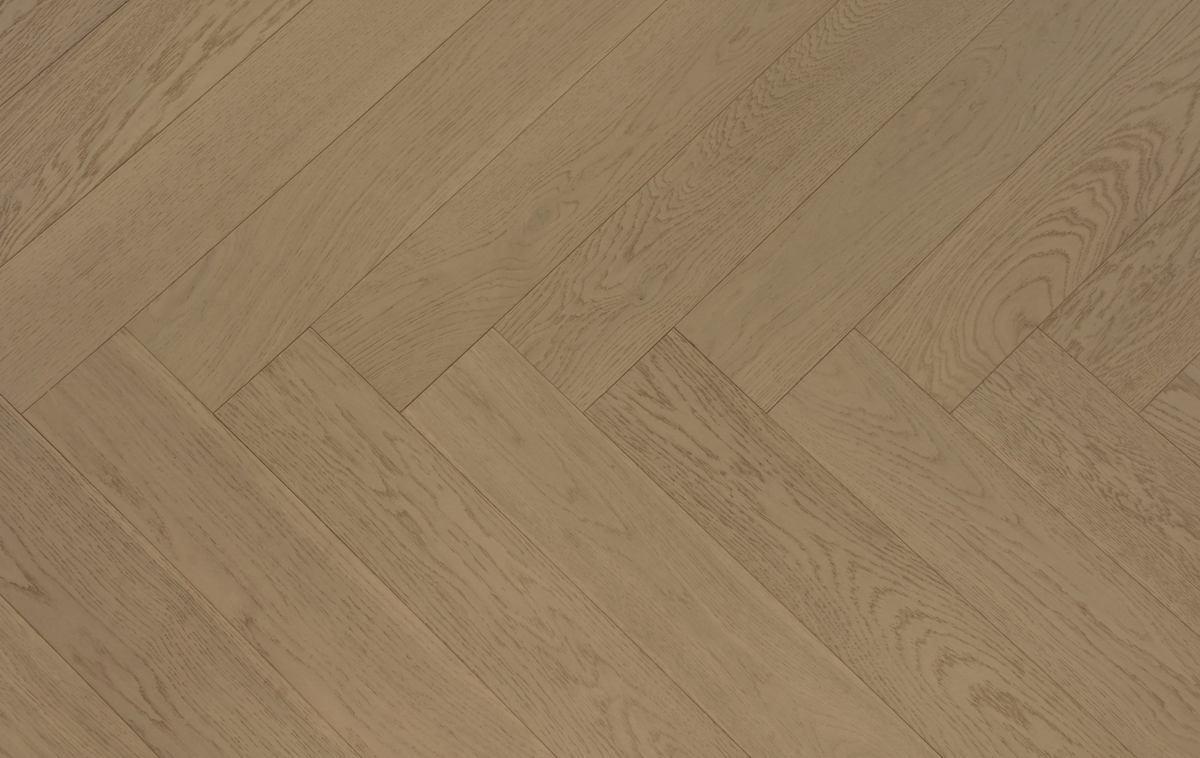 Engineered Hardwood Flooring Herringbone Europe White Oak Collection - Tundra HB Select.