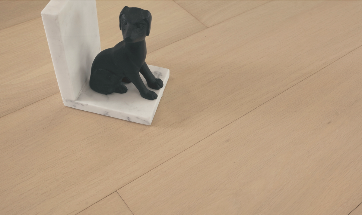 Engineered Hardwood Flooring Regal Plus Europe White Oak Collection - Burgundy 6 Select & Better.