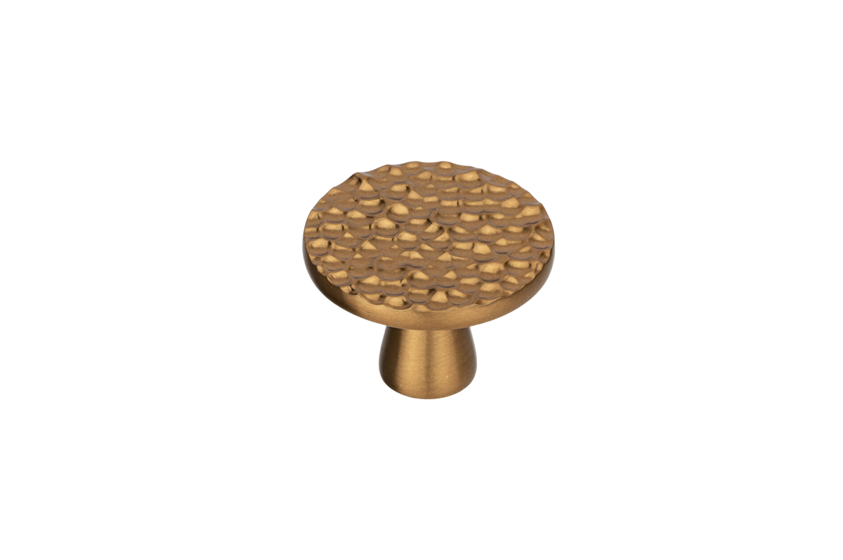 Modern Metal Knob - 2575 Richelieu.