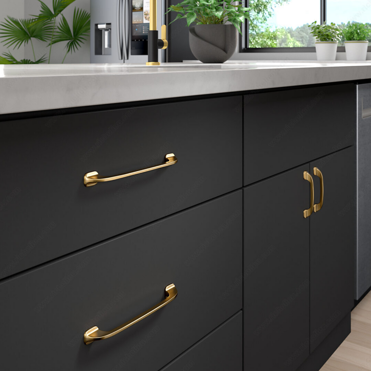 Modern Metal Pull - 7350 Richelieu.