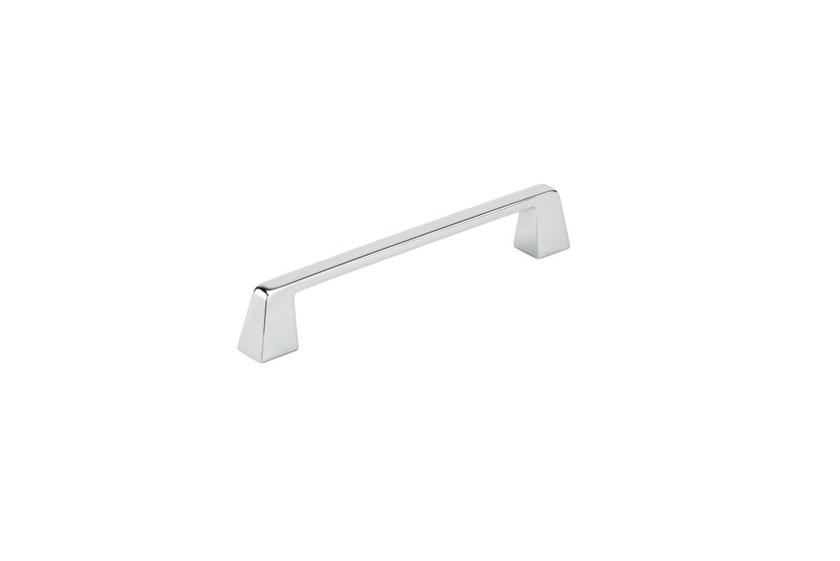 Modern Metal Pull - 7340 Richelieu.