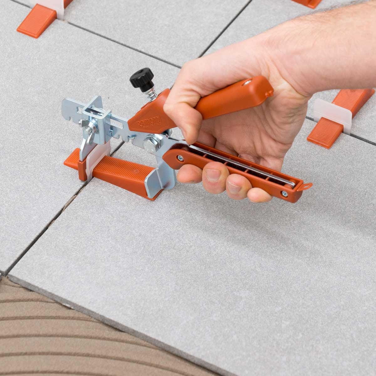 Tile leveling tool - TL03-TOOL